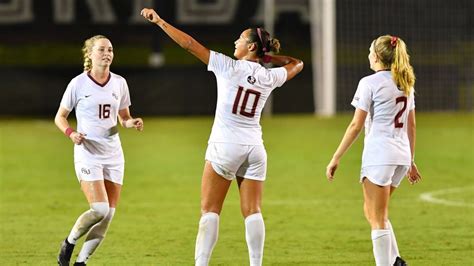 ncaa women's soccer top 25